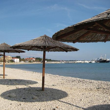 Holiday Home Branka - 80 M From Beach 维尔 外观 照片