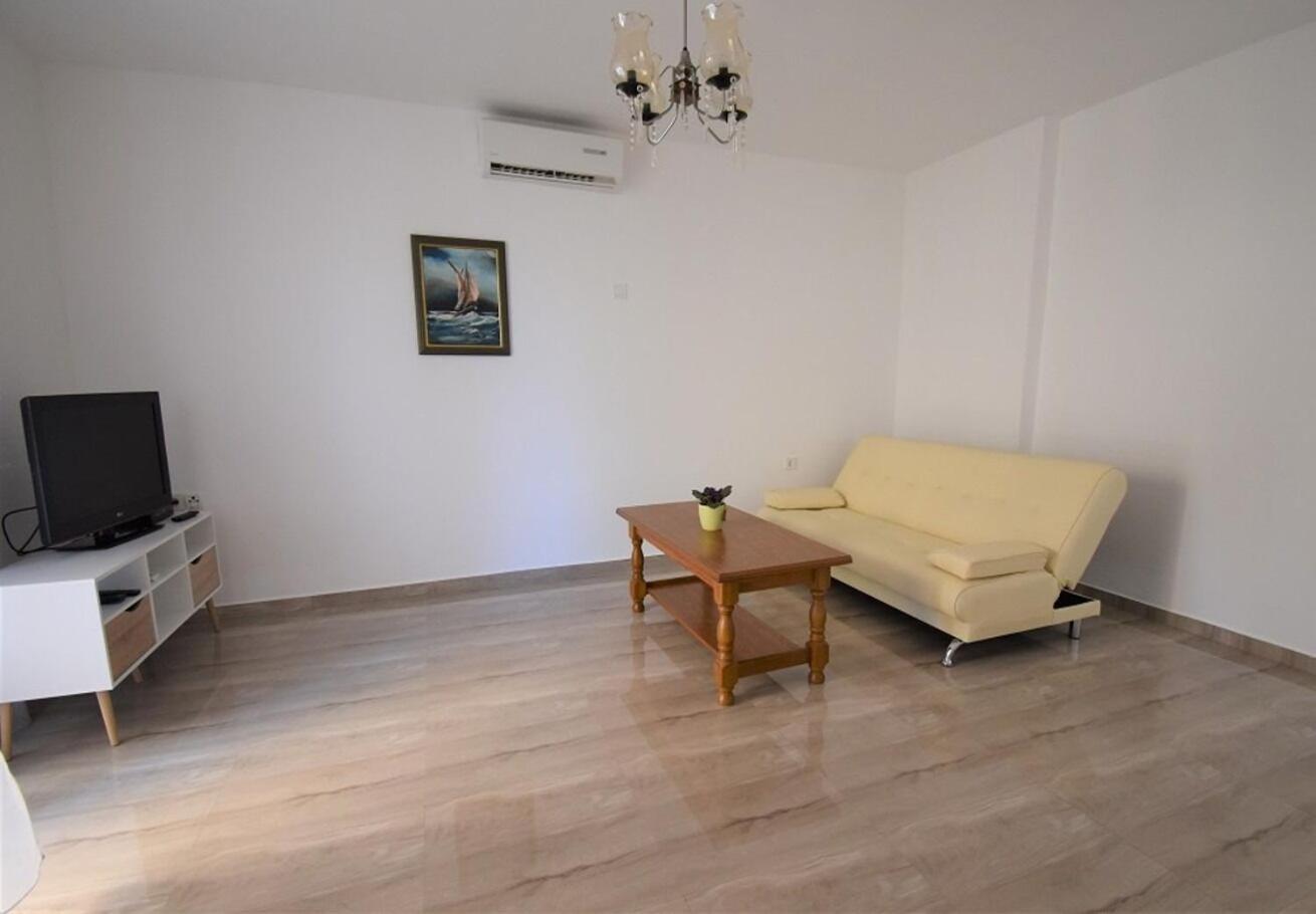 Holiday Home Branka - 80 M From Beach 维尔 外观 照片