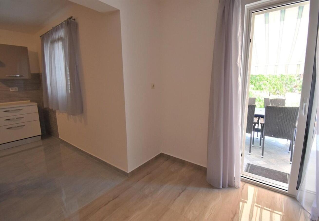 Holiday Home Branka - 80 M From Beach 维尔 外观 照片
