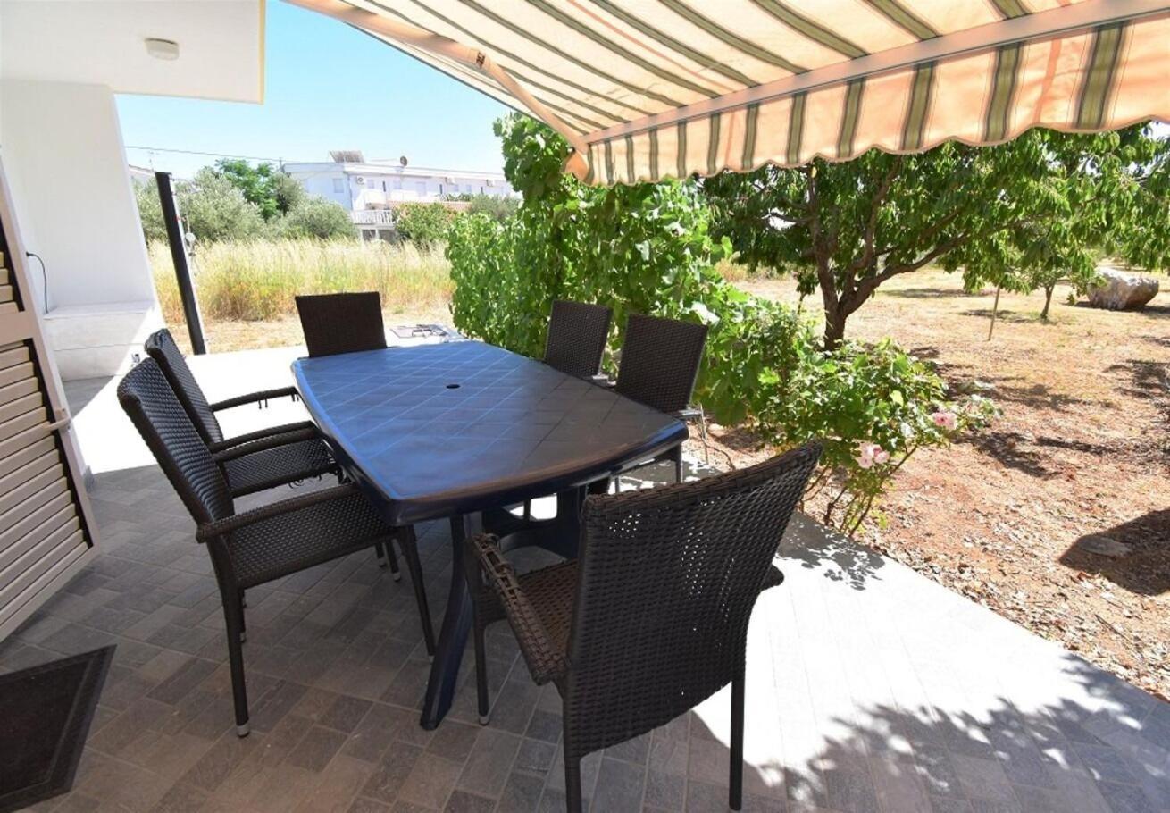 Holiday Home Branka - 80 M From Beach 维尔 外观 照片